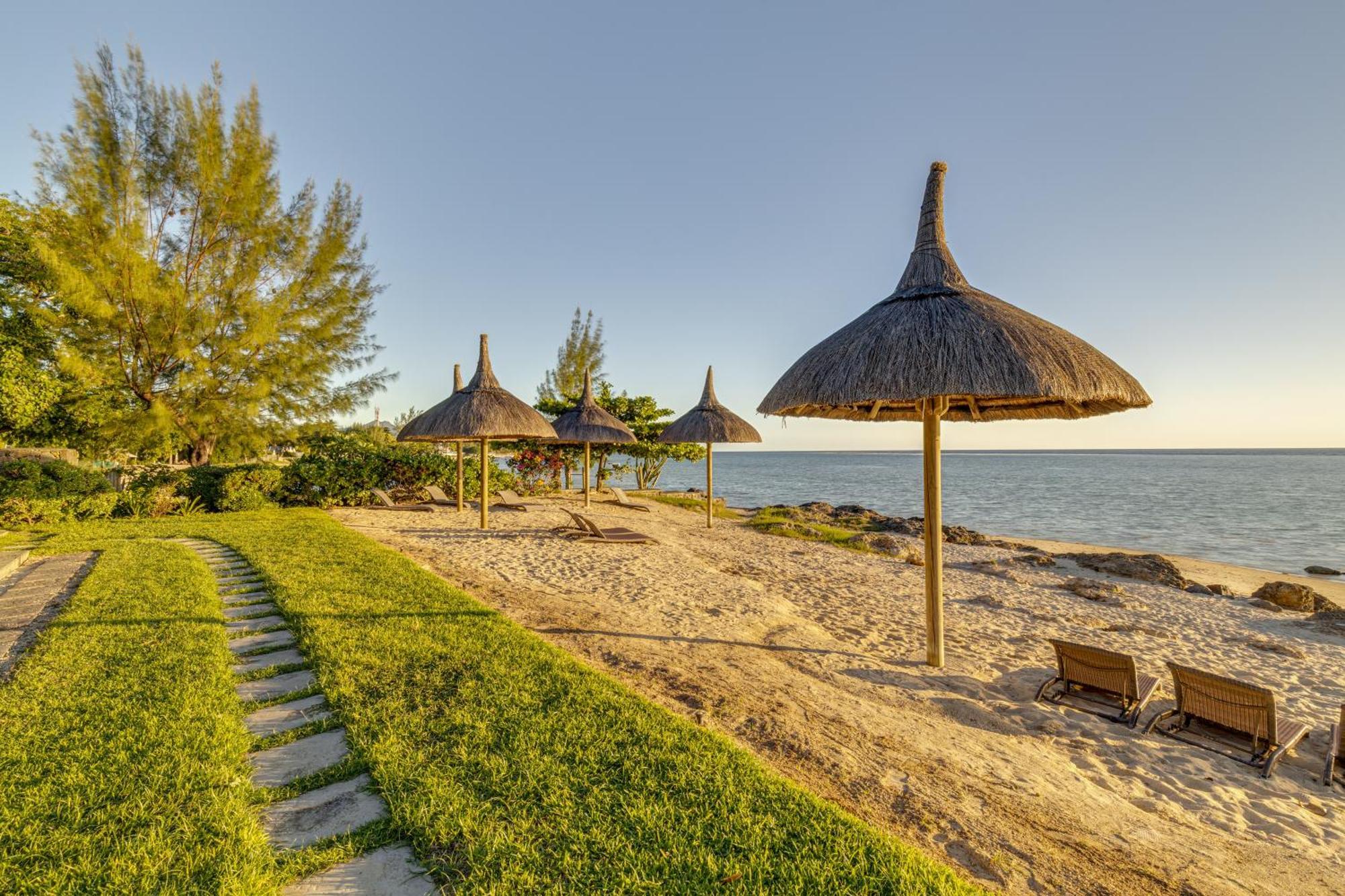 Esplanade By Horizon Holidays Tamarin Exterior photo