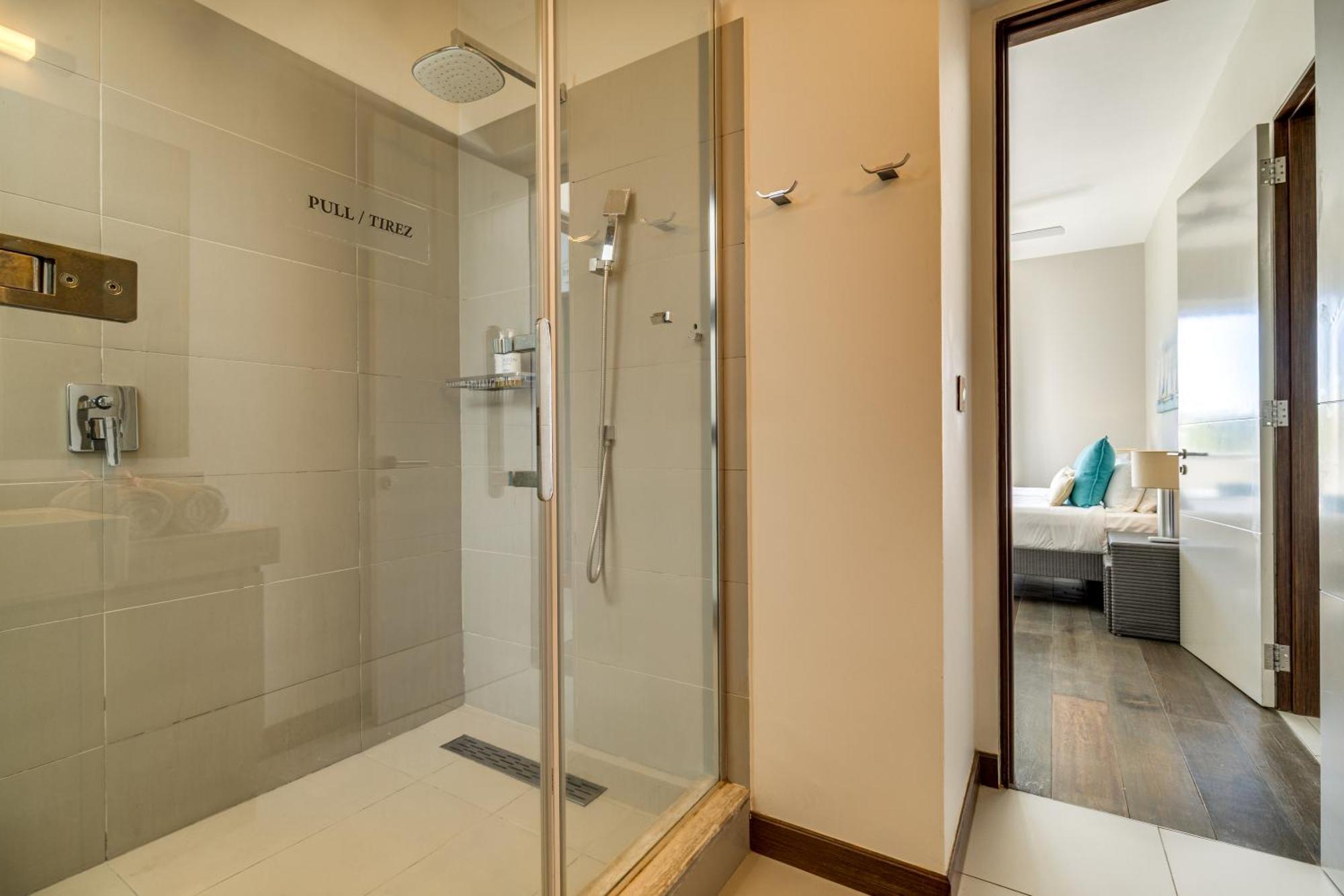 Esplanade By Horizon Holidays Tamarin Exterior photo